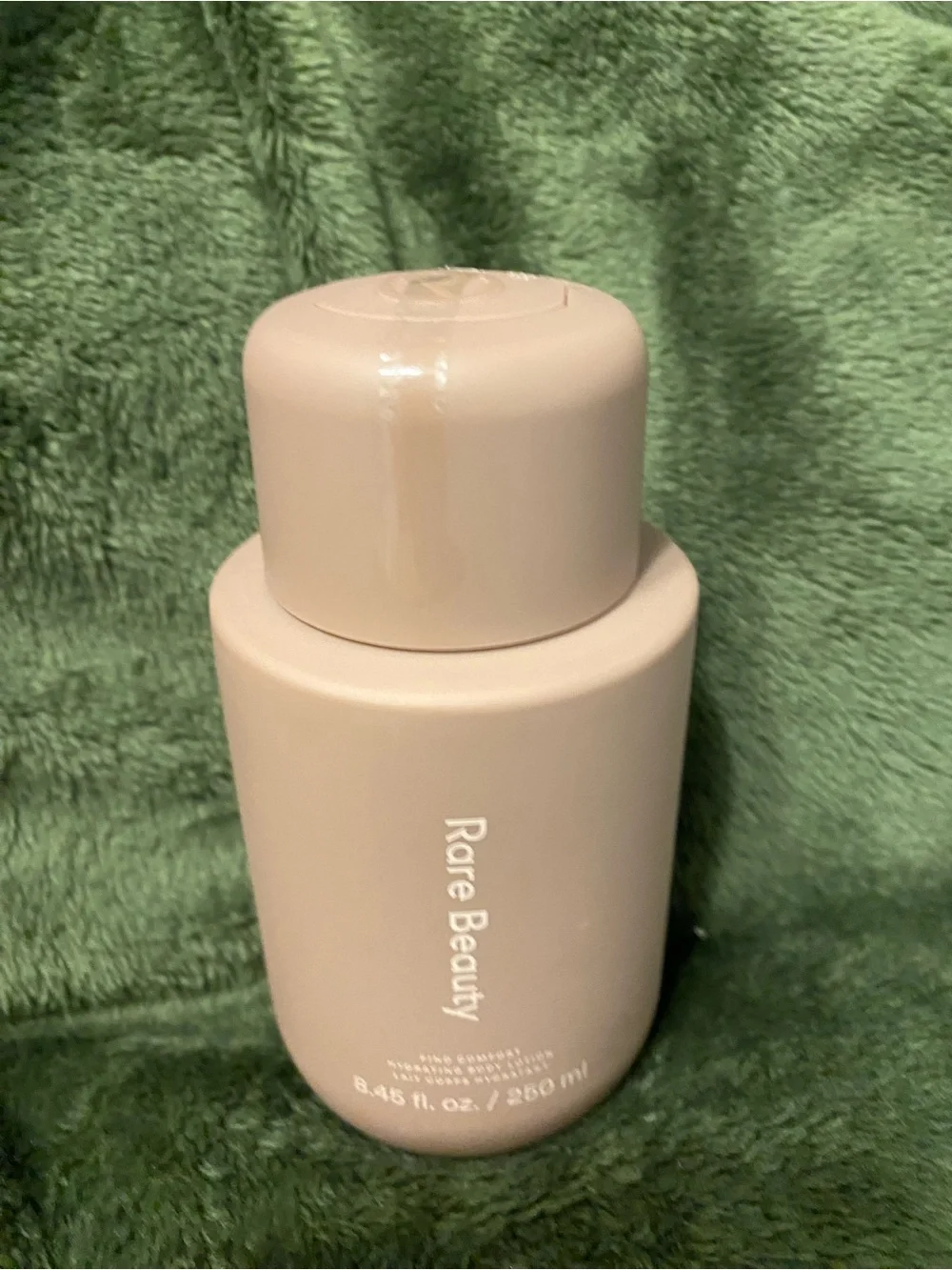 Rare Beauty Hydrating Body Lotion — Soft Blush